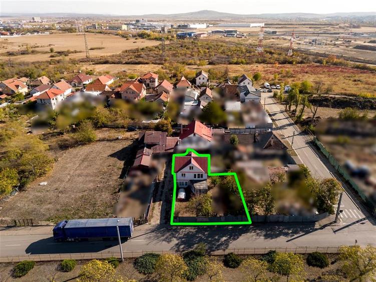 Casă cu 5 camere cu Teren 365 Mp în Seleuș