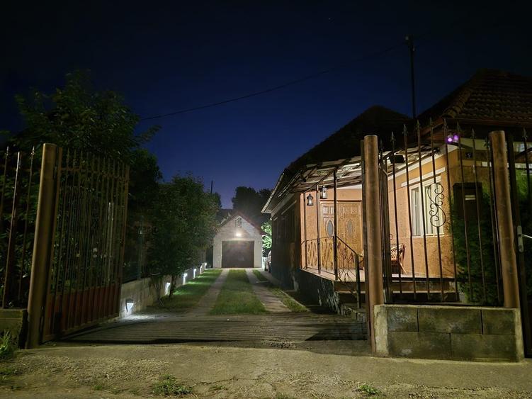 Casă cu 3 camere în Suceagu