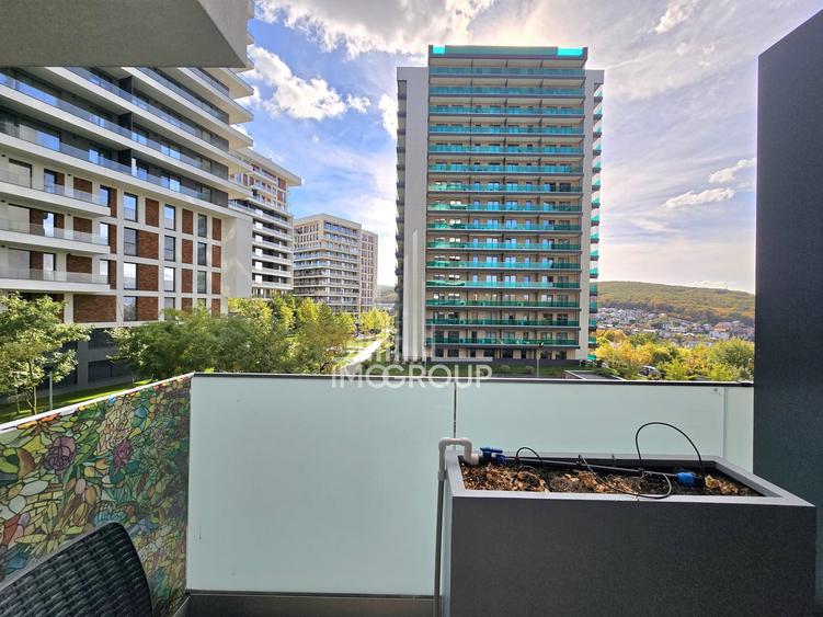 Apartament cu 2 camere semidecomandat, mobilat în Zorilor