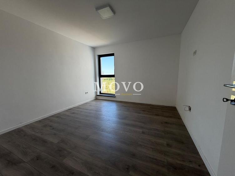 Duplex cu 4 camere cu Teren 250 Mp în Săcălaz