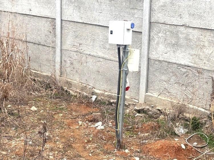 Casă cu 1 camere cu Teren 1142 Mp în Curtișoara