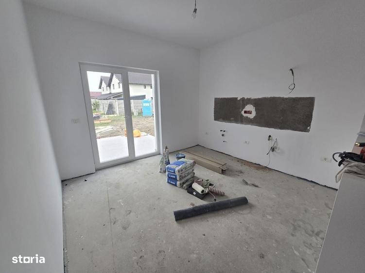 Casă cu 3 camere în Central