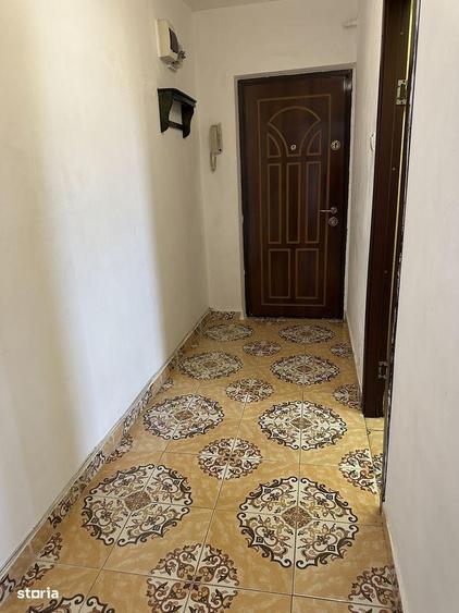 Apartament cu 2 camere semidecomandat în Central — fotografia 1