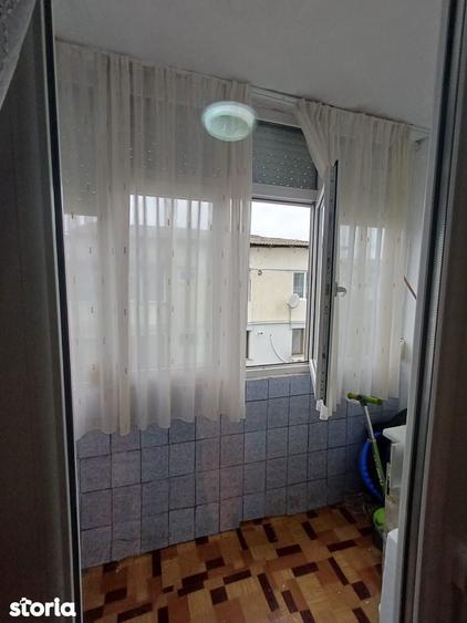 De vanzare apartament cu 2 camere ?i balcon, 34.500 euro - 3