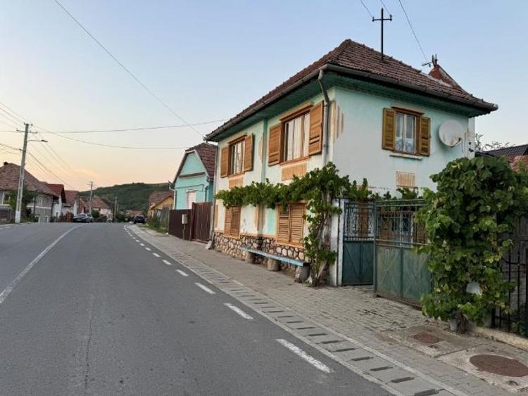 Casă cu 5 camere în Păuca - 8
