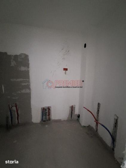 Apartament cu 3 camere în Berceni