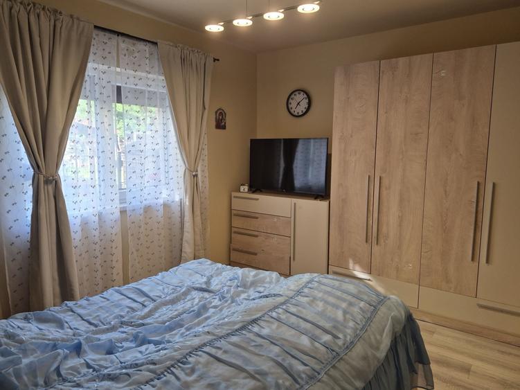 Apartament cu 2 camere decomandat în Sânmihaiu Român