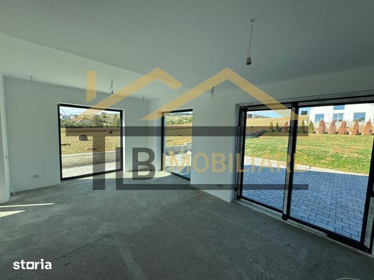 Casa individuala 4 camere, 181 mp utili, teren 822mp, zona Unirii - 12