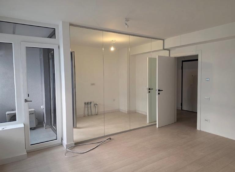Garsonieră decomandată în Bucureștii Noi