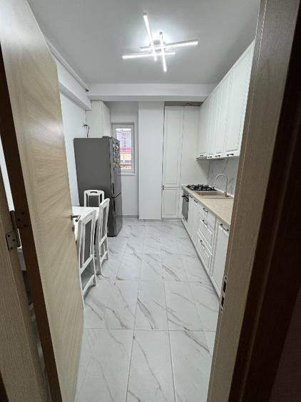 Apartament cu 2 camere decomandat, mobilat în Berceni