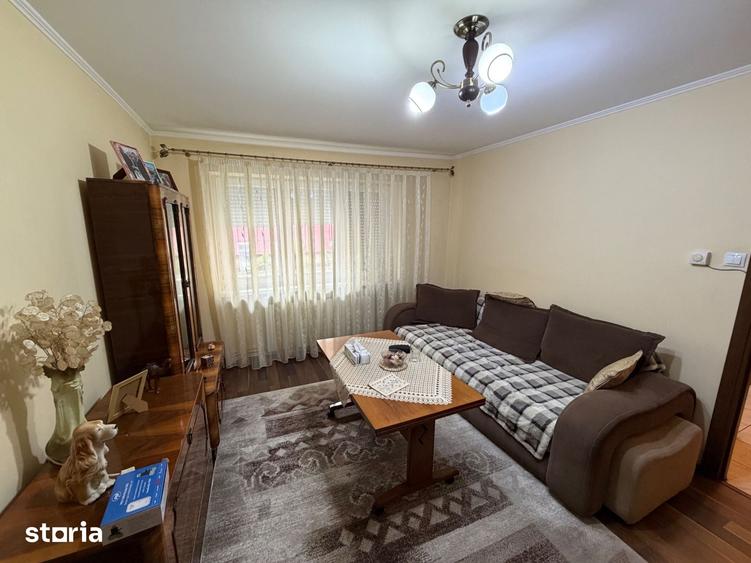 Apartament cu 2 camere în Cetate