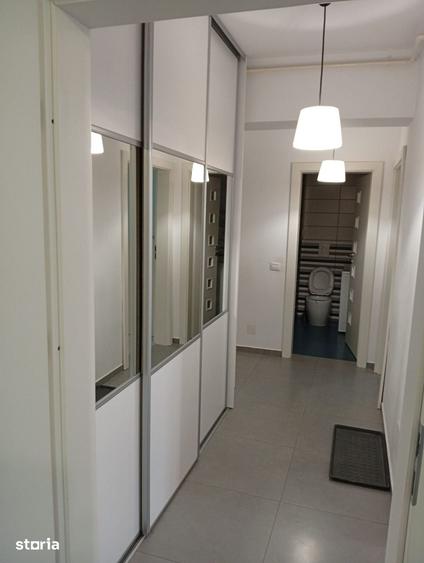 Apartament cu 2 camere decomandat, mobilat în Splaiul Independenței
