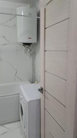 Apartament cu 2 camere semidecomandat, mobilat în Tineretului