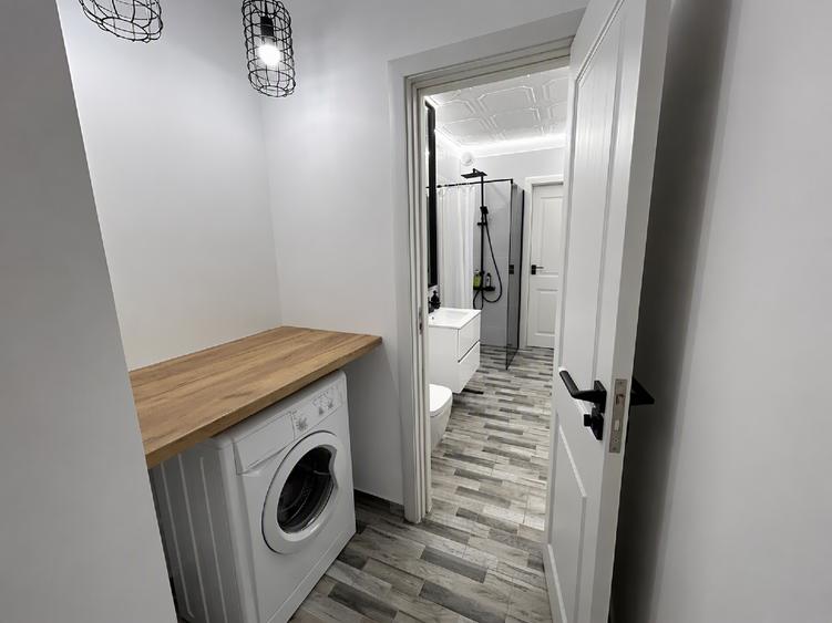 Apartament cu 2 camere circular în Titan