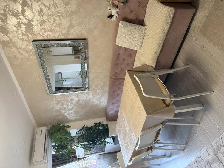Apartament cu 3 camere decomandat în Florești