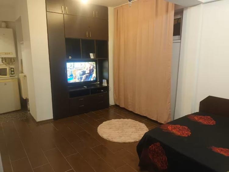 Garsonieră semidecomandată în Unirii
