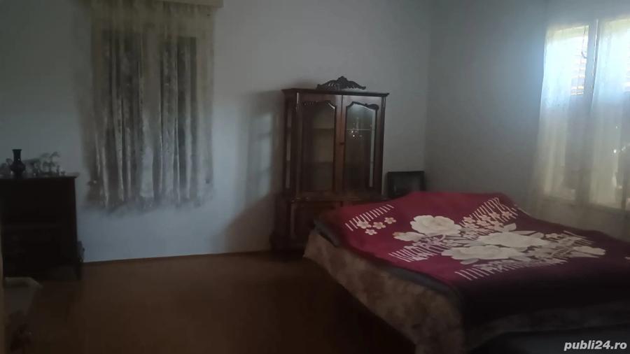 Casă cu 3 camere cu Teren 3000 Mp în Căpăt