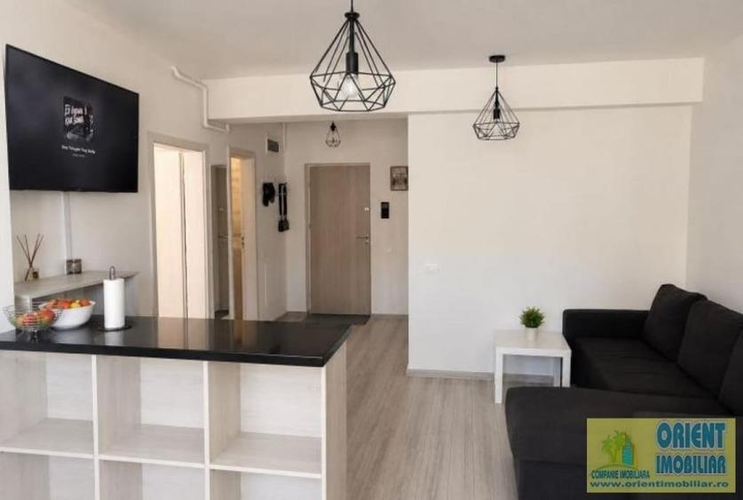 Apartament cu 2 camere decomandat în Tomis Plus