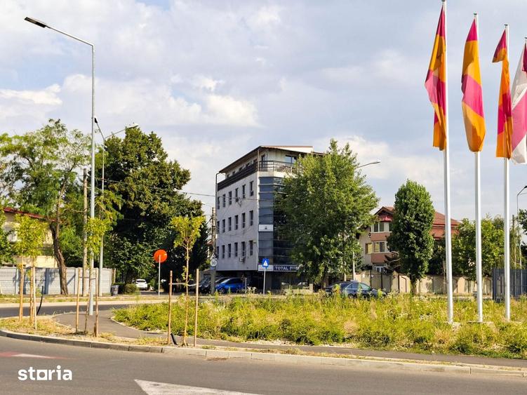 Spațiu comercial, de 533 mp, în Andronache