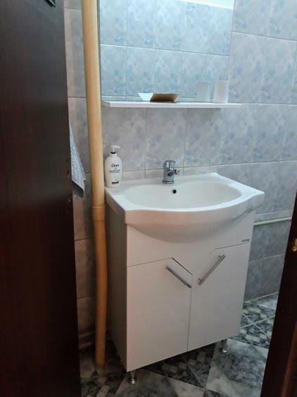 Apartament cu 3 camere decomandat în Apărătorii Patriei