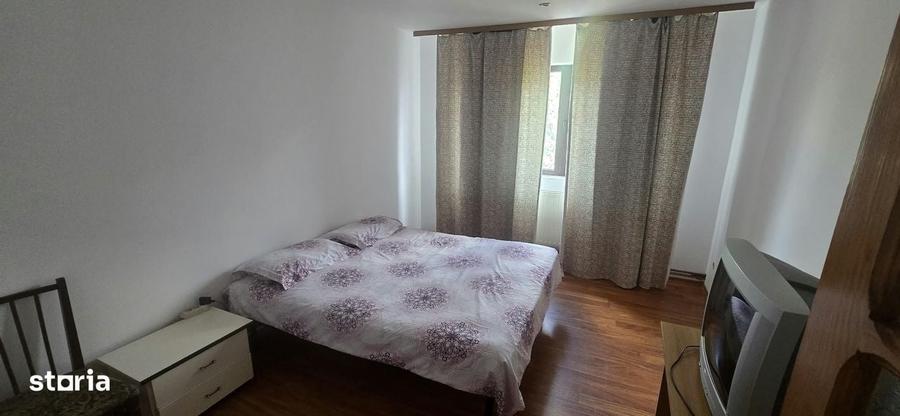 Casă cu 3 camere în Petrești