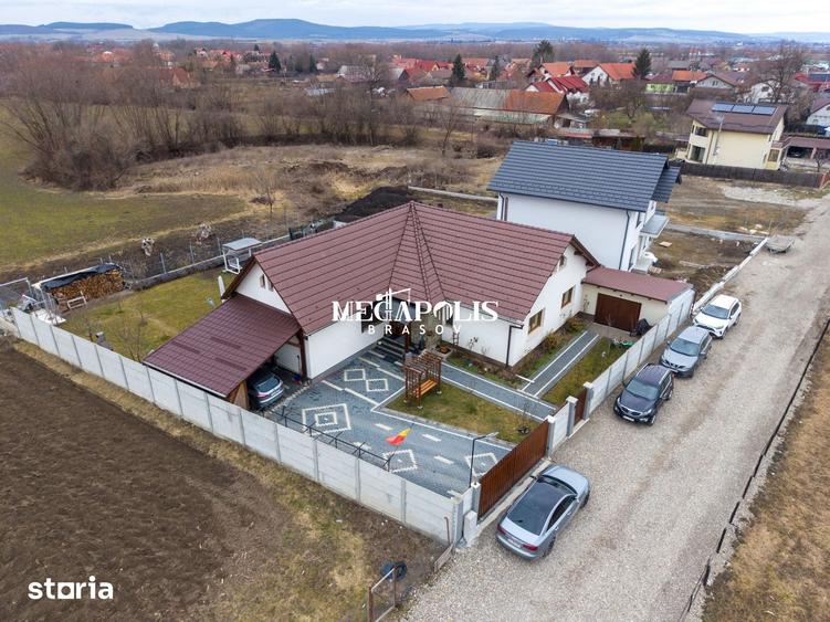 Casă cu 6 camere cu Teren 750 Mp în Prejmer