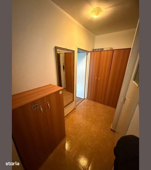 Garsonieră decomandată, mobilată în Dristor