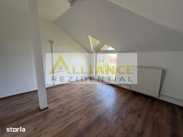Casă cu Teren 1550 Mp în Glina