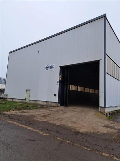 Spațiu industrial, de 1,300 mp, în Cristești