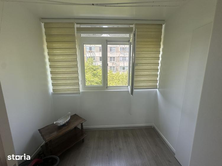 Apartament cu 4 camere în Berceni