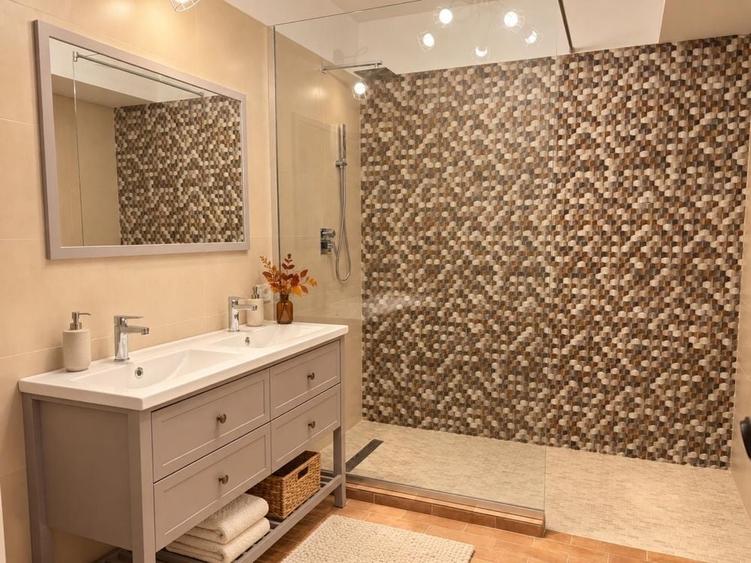 Apartament cu 2 camere semidecomandat în Frumoasa