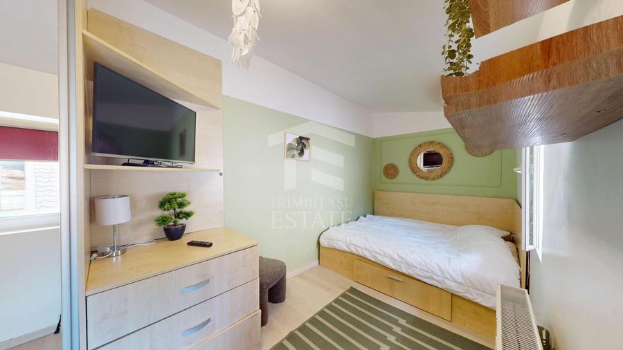 Apartament cu 3 camere decomandat, mobilat în Universitate