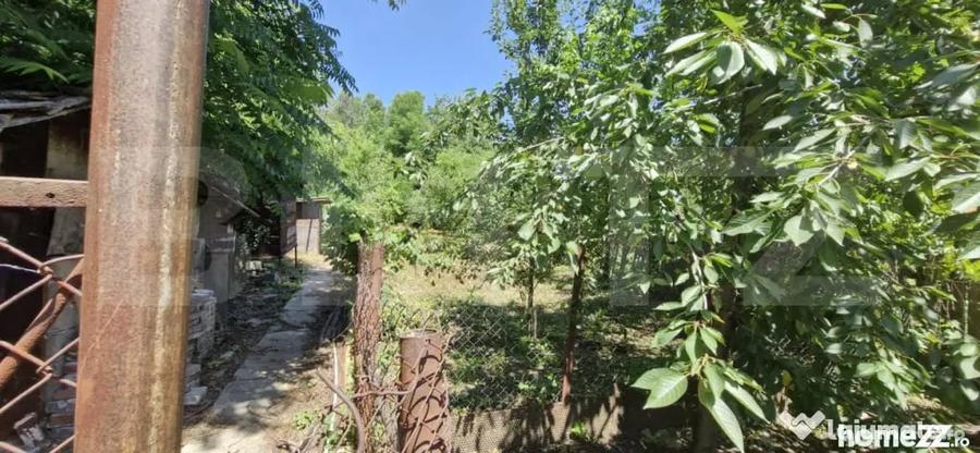 Casă cu 3 camere cu Teren 1150 Mp în Central