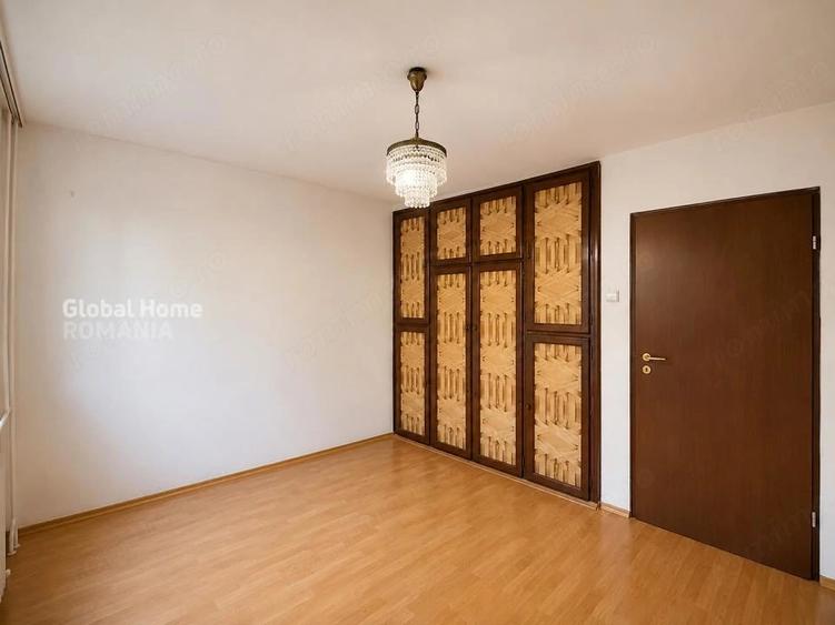 Apartament cu 3 camere decomandat în Tineretului