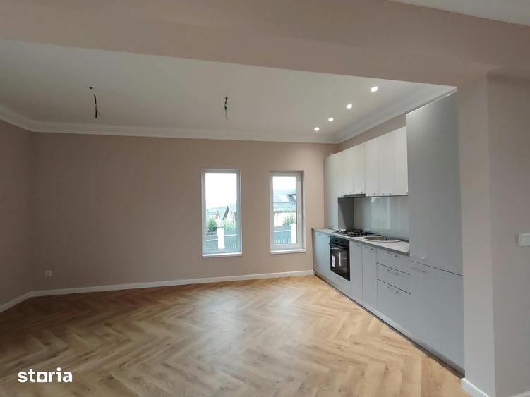 Casă cu 4 camere cu Teren 350 Mp în Miroslava