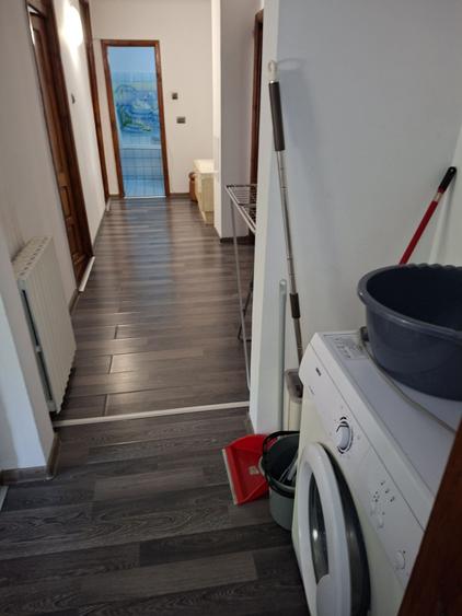 Apartament cu 4 camere decomandat în Mofleni