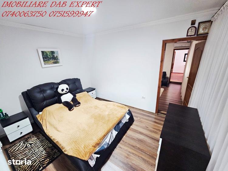 Casa vanzare 5 camere zona CENTRALA - 14