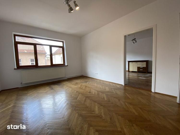 Spatiu birouri 3 camere cu terasa, parcare Centrul Vechi Brasov - 6