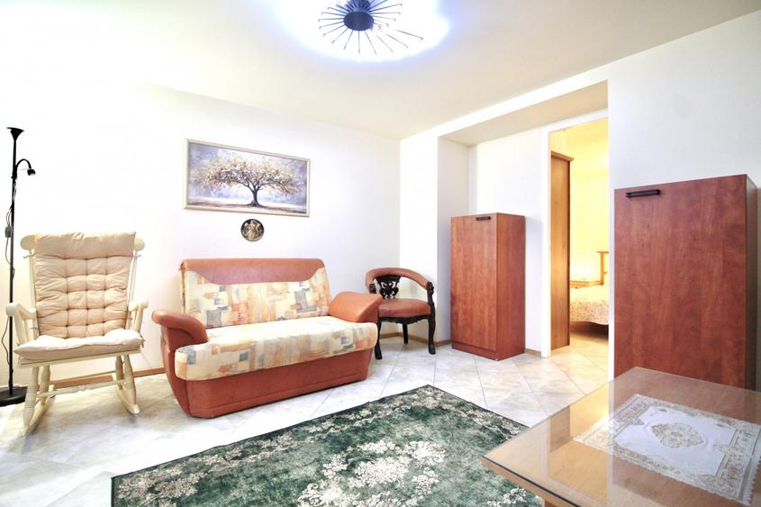 Apartament cu 2 camere decomandat, mobilat în Cișmigiu