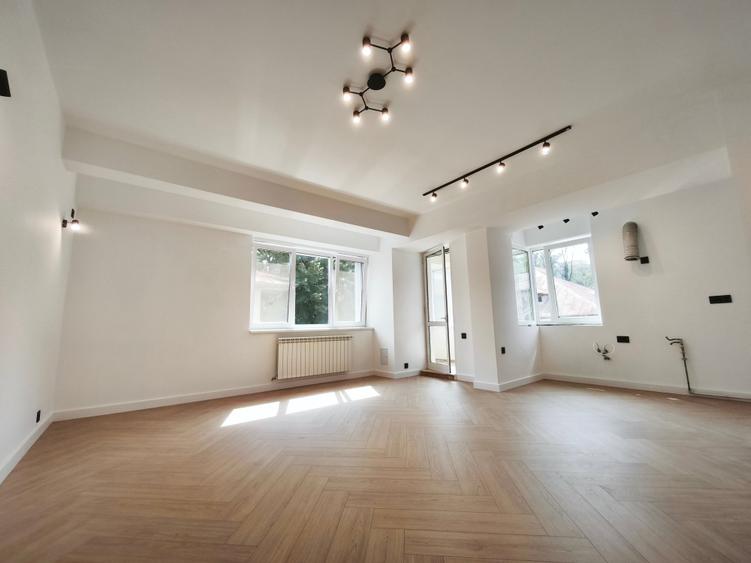 Apartament cu 2 camere semidecomandat în Cotroceni