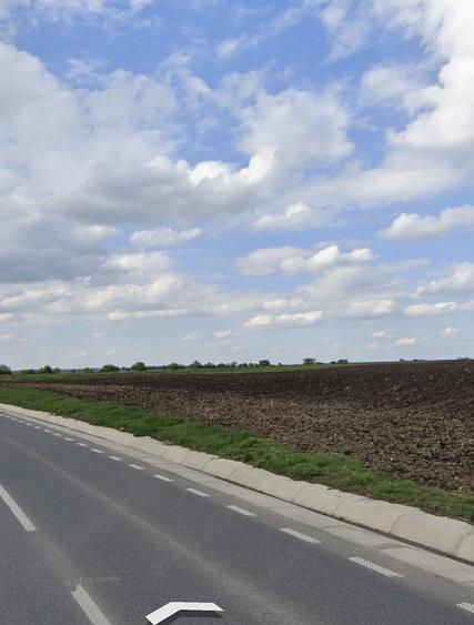 Teren de 5200 mp, în Central