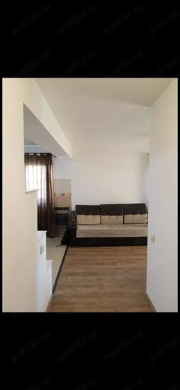 Apartament cu 2 camere decomandat în Florești