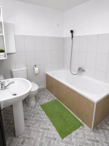 Casă cu 2 camere cu Teren 2166 Mp în Somova