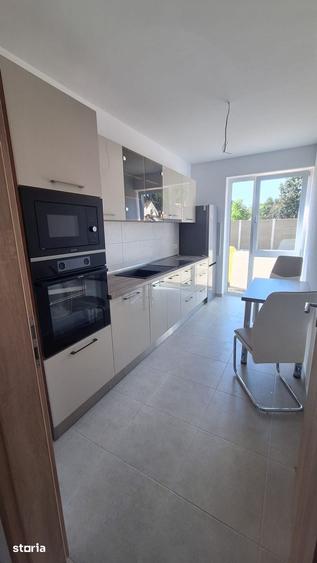 Apartament cu 2 camere în Lipovei