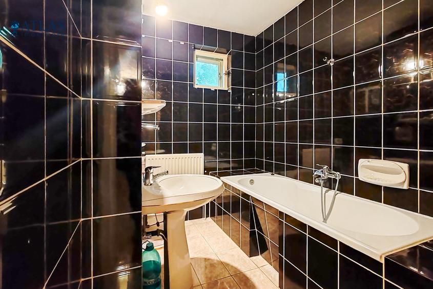 Casă individuală cu 2 camere cu Canalizare în Blumăna