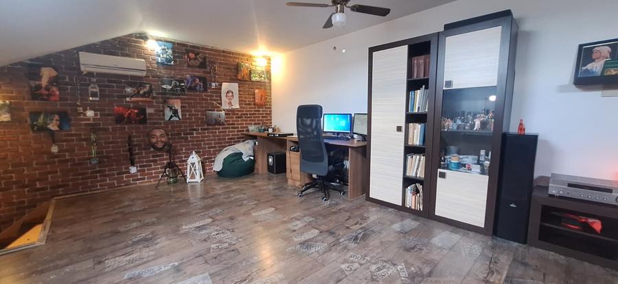 Apartament cu pod amenajat, complet mobilat, pe Strada Florilor - 17