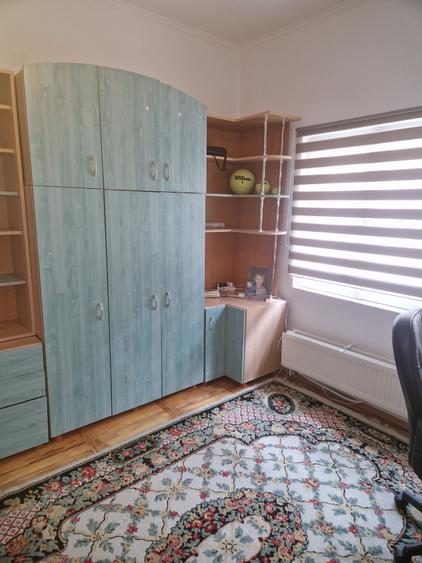 Casă individuală cu 3 camere cu Canalizare în Lupeni