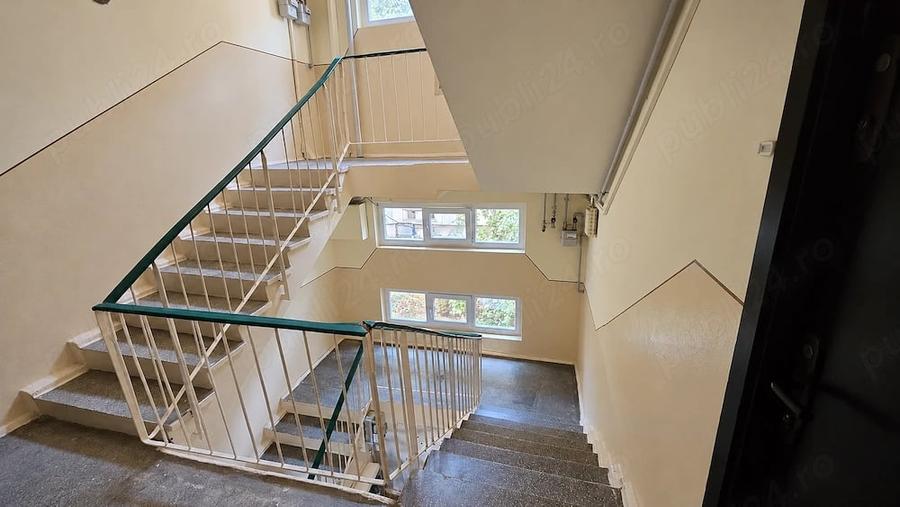 Garsonieră decomandată în Complex Studențesc
