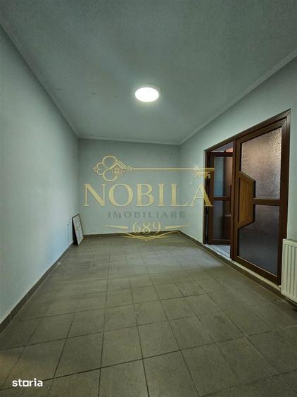 Casă cu 4 camere cu Canalizare în Central