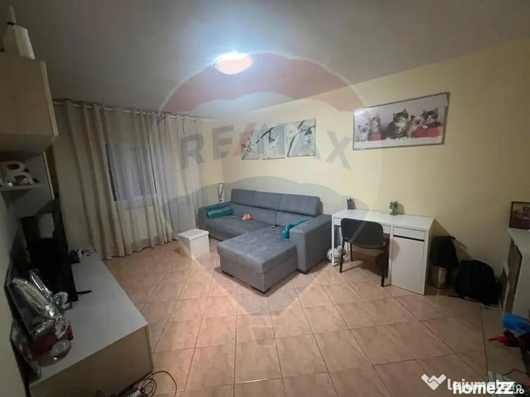 Apartament cu 2 camere decomandat în Sud
